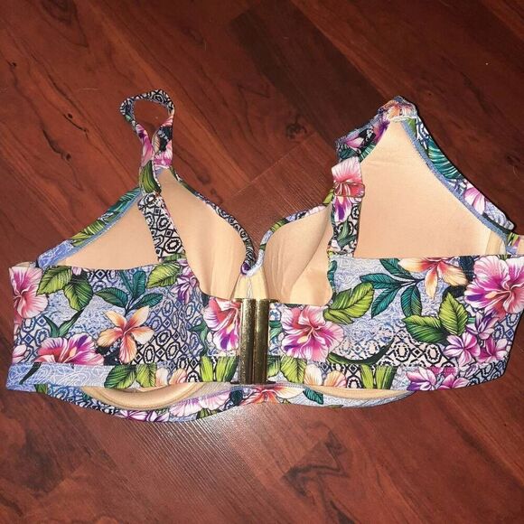 Swimsuits For All Floral Swim Top - Picture 2 of 5